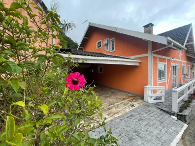 Casa de Condomínio com 3 Quartos à venda, 118m² no Granja Guarani, Teresópolis