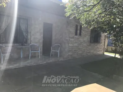 Casa com 2 Quartos à venda, 158m² no Desvio Rizzo, Caxias do Sul