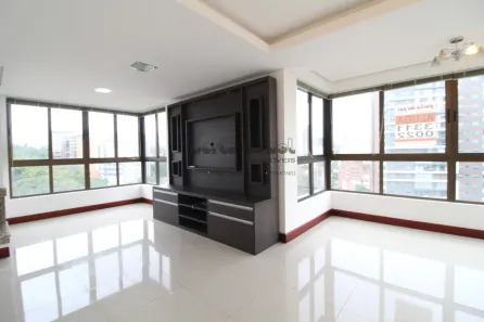 Apartamento com 3 Quartos à venda, 105m² no Mont Serrat, Porto Alegre