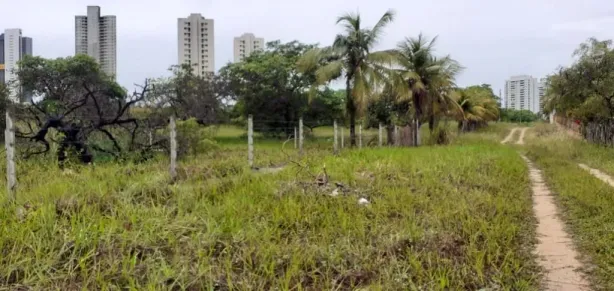 Lote/Terreno à venda, 3043m² no Ponta Negra, Natal