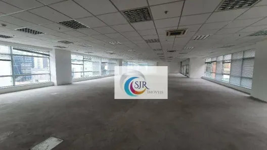 Sala Comercial à venda, 245m² no Cerqueira César, São Paulo