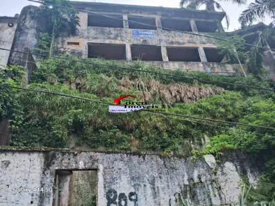 Sala Comercial à venda, 200m² no Ilha Porchat, São Vicente