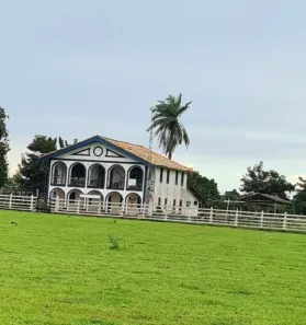 Fazenda/Sítio com 4 Quartos à venda, 95770000m² no Centro, Alenquer
