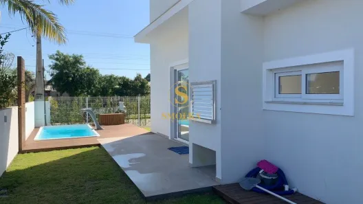 Casa com 3 Quartos à venda, 110m² no Daniela, Florianópolis