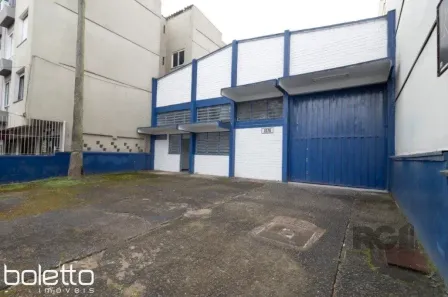 Galpão/Depósito/Armazém à venda, 330m² no Petrópolis, Porto Alegre