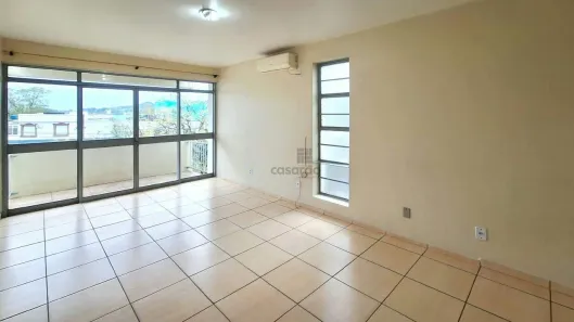 Apartamento com 4 Quartos para alugar, 125m² no Centro, Santa Maria