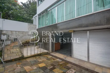 Casa com 3 Quartos para alugar, 600m² no Jardim da Glória, São Paulo