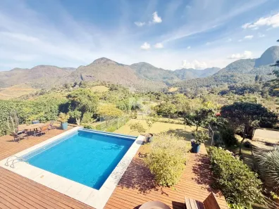 Casa de Condomínio com 4 Quartos à venda, 2600m² no Araras, Petrópolis