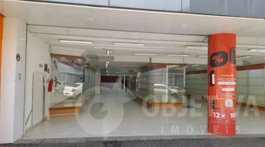 Ponto Comercial para alugar, 1100m² no Centro, Uberlândia