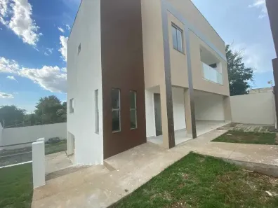 Sobrado com 4 Quartos à venda, 180m² no Santa Rosa, Cuiabá