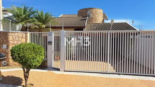 Sobrado com 3 Quartos à venda, 197m² no Parque Franceschini, Sumaré