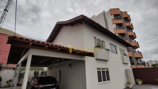 Imóvel Comercial com 5 Quartos à venda, 220m² no Boa Vista, Londrina