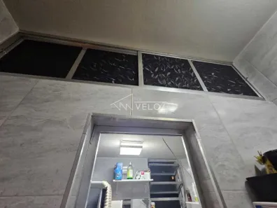 Kitnet à venda, 28m² no Centro, Rio de Janeiro
