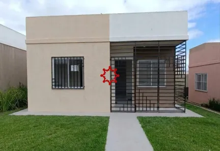Casa com 2 Quartos para alugar, 45m² no Serras do Vale, Caruaru