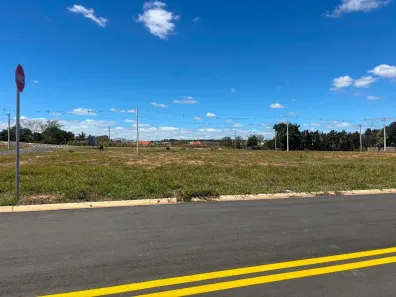 Lote/Terreno à venda, 200m² no Parque São Camilo, Itu
