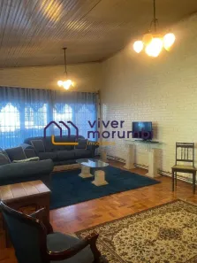 Casa com 3 Quartos para alugar, 236m² no Caxingui, São Paulo