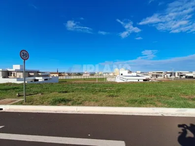 Lote/Terreno à venda, 300m² no Parque Faber Castell II, São Carlos