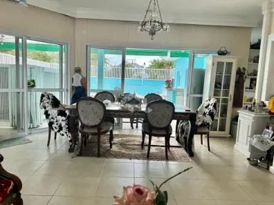 Casa com 3 Quartos à venda, 269m² no Jurerê, Florianópolis