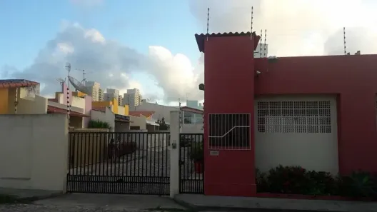 Casa com 3 Quartos para alugar, 124m² no Nova Parnamirim, Parnamirim
