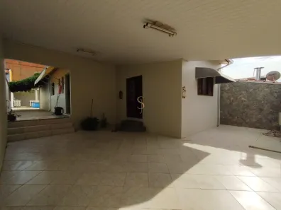 Casa com 3 Quartos à venda, 300m² no São Joaquim, Franca