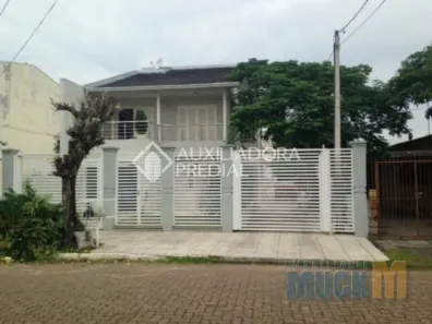 Casa com 4 Quartos à venda, 199m² no Niterói, Canoas