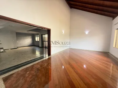 Casa com 5 Quartos à venda, 302m² no Mediterrâneo, Londrina