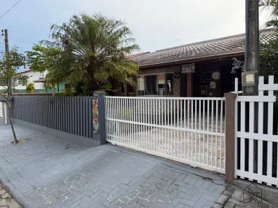 Casa com 3 Quartos à venda, 146m² no Centro, Itapoá