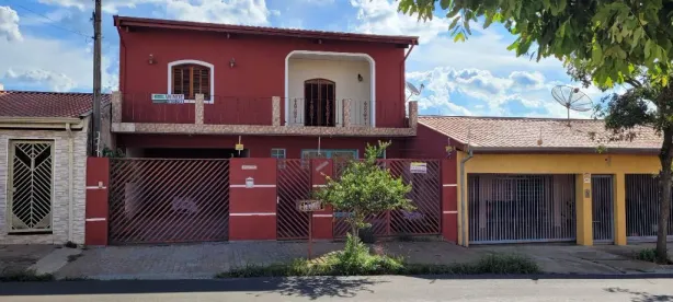 Sobrado com 2 Quartos à venda, 294m² no Vila José Kalil Aun, Cosmópolis