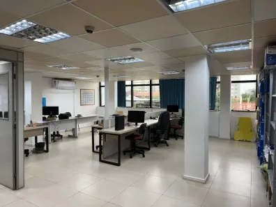 Sala Comercial para alugar, 2000m² no Centro, Lauro de Freitas