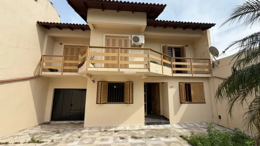 Casa com 3 Quartos para alugar, 200m² no São José, Canoas
