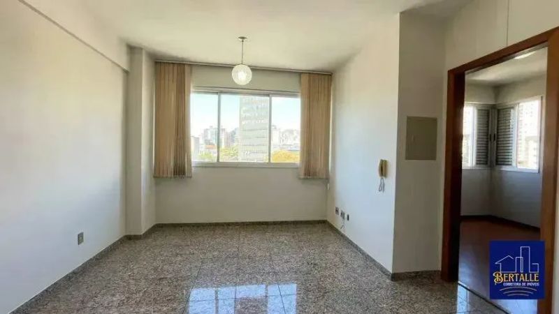 Apartamento com 1 quarto — Funcionários, Belo Horizonte