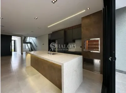 Sobrado com 3 Quartos à venda, 202m² no Jardim Espanha, Maringá