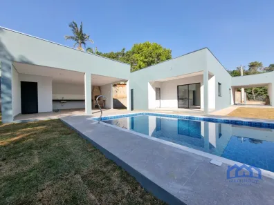 Fazenda/Sítio com 3 Quartos à venda, 3000m² no , Mairinque
