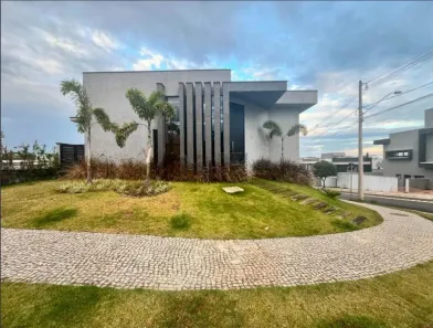 Casa de Condomínio com 3 Quartos para alugar, 300m² no Swiss Park, Campinas