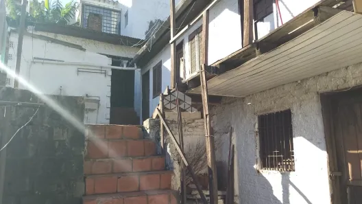 Lote/Terreno à venda, 218m² no Jardim São Pedro, Porto Alegre