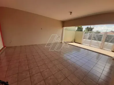 Casa com 3 Quartos à venda, 360m² no Jardim Cavallari, Marília