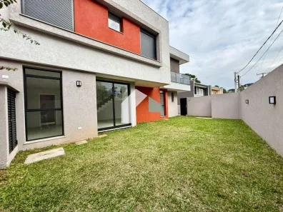 Sobrado com 3 Quartos à venda, 152m² no Pilarzinho, Curitiba