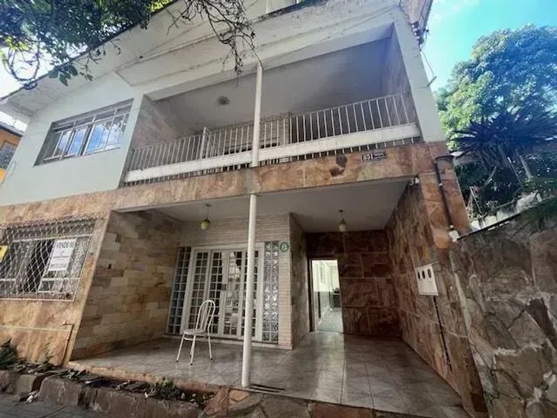 Casa com 4 quartos — Nova Suíssa, Belo Horizonte