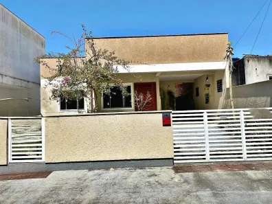 Casa com 3 Quartos à venda, 100m² no Forquilhas, São José