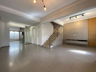Casa de Condomínio com 4 Quartos à venda, 151m² no Jardim Sul, Uberlândia