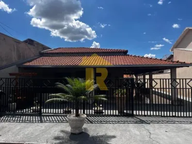 Casa de Condomínio com 3 Quartos à venda, 240m² no , Fronteira