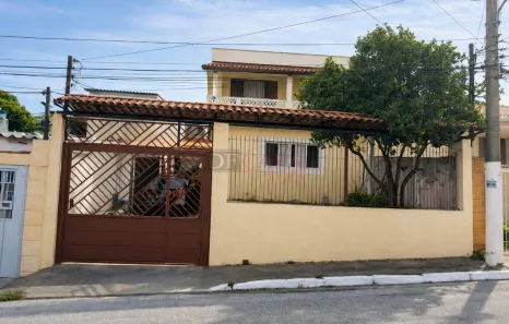 Sobrado com 4 Quartos à venda, 184m² no Jardim Maringá, São Paulo