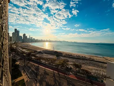 Apartamento com 3 Quartos para alugar, 114m² no Centro, Balneário Camboriú