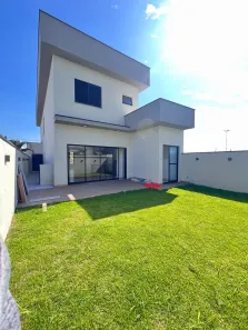 Sobrado com 3 Quartos à venda, 180m² no Jardim Jacinto, Jacareí