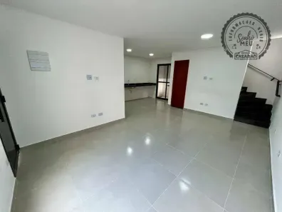 Sobrado com 2 Quartos à venda, 73m² no Melvi, Praia Grande