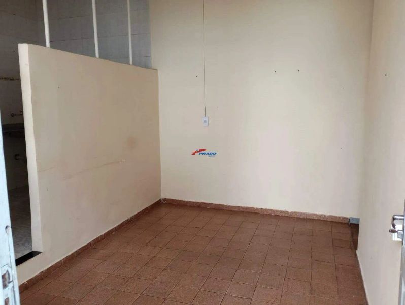 Casa com 2 quartos — Barroca, Belo Horizonte
