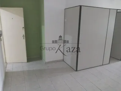Sala Comercial para alugar, 74m² no Centro, São José dos Campos