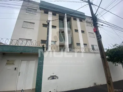 Apartamento com 3 Quartos para alugar, 88m² no Pampulha, Uberlândia