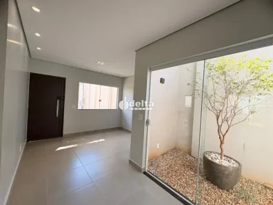 Casa de Condomínio com 3 Quartos à venda, 133m² no Jardim Inconfidência, Uberlândia