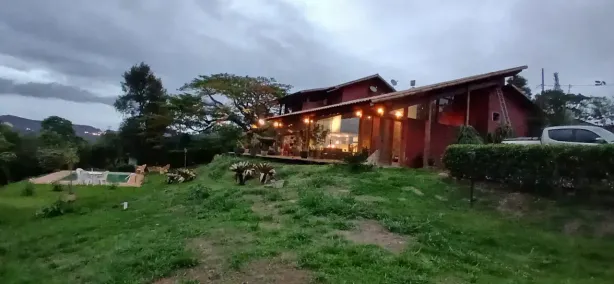 Casa de Condomínio com 4 Quartos à venda, 10000m² no Estância Alpina, Nova Lima